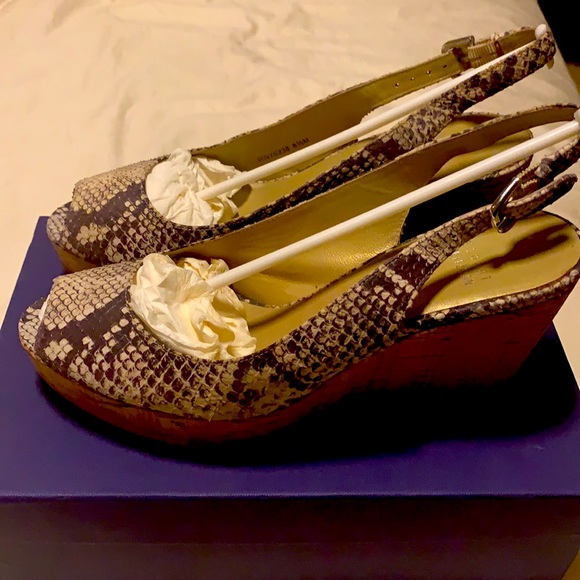 COPY - Steward Weitzman animal print wedges - Picture 6 of 9
